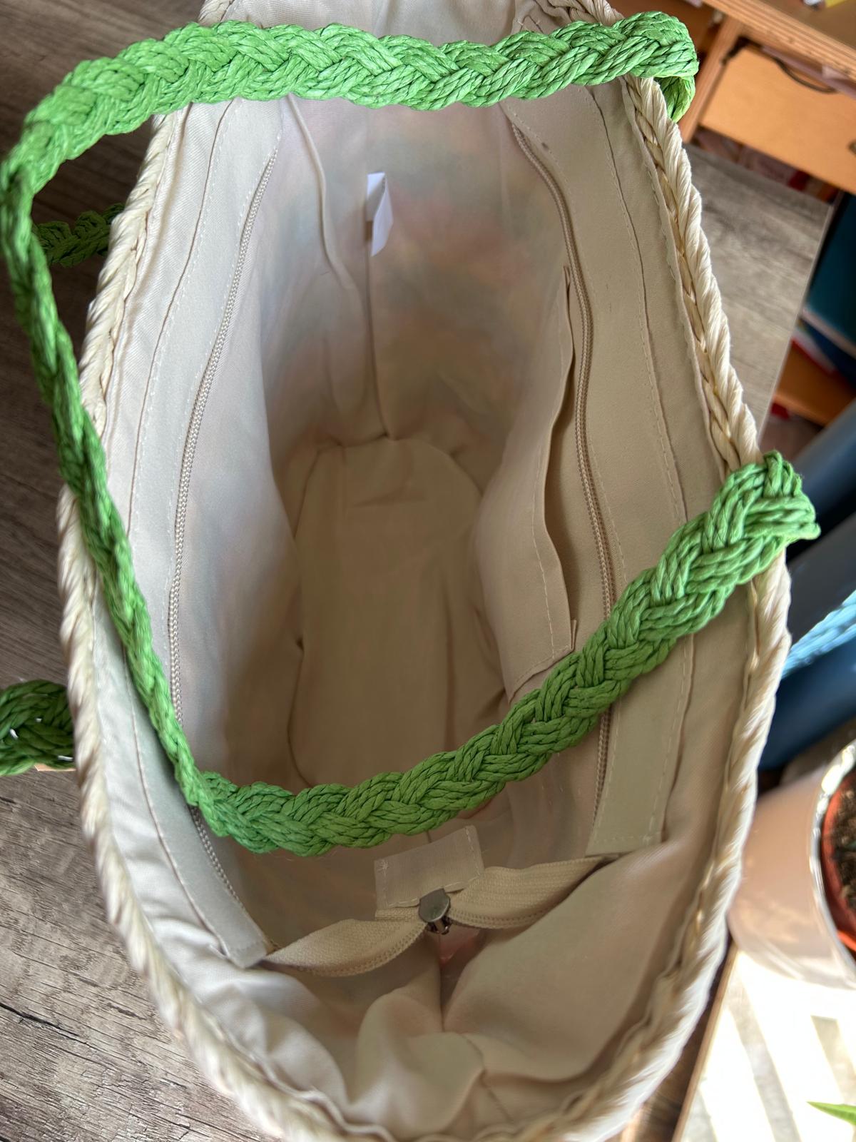 Bunte Strohtasche